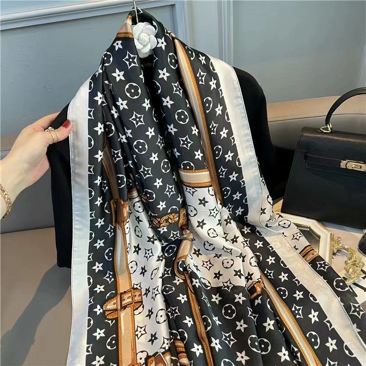 Four Leaf Clover Satin Scarf for Women view 7