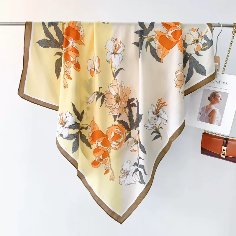 Carré floral 110 cm