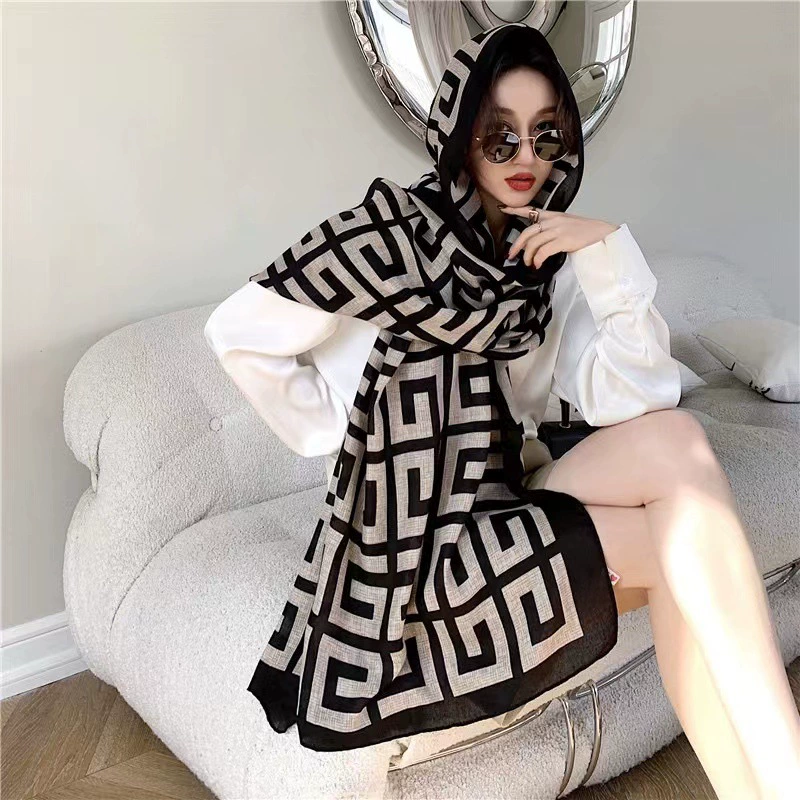 Printed Cotton Linen Scarf for All Seasons view 4
