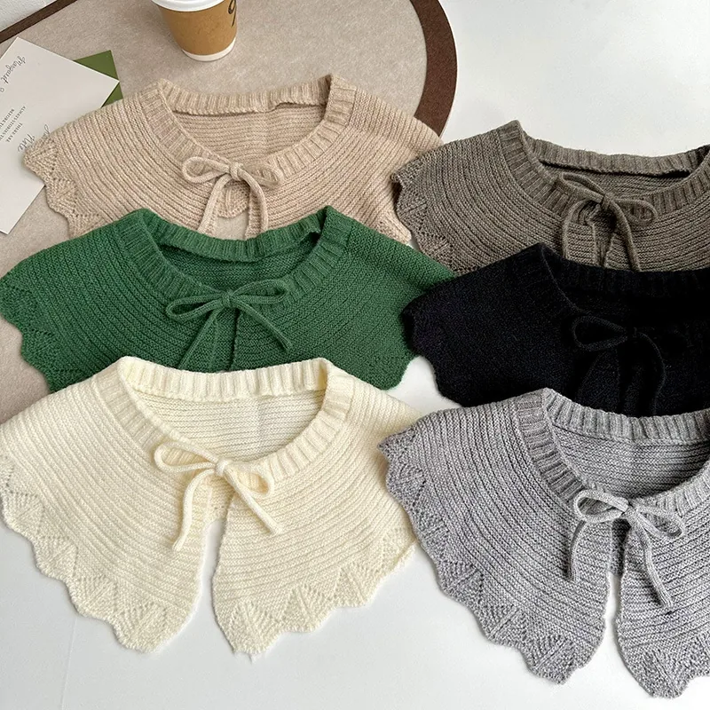 Ruffle Knitted Capelet