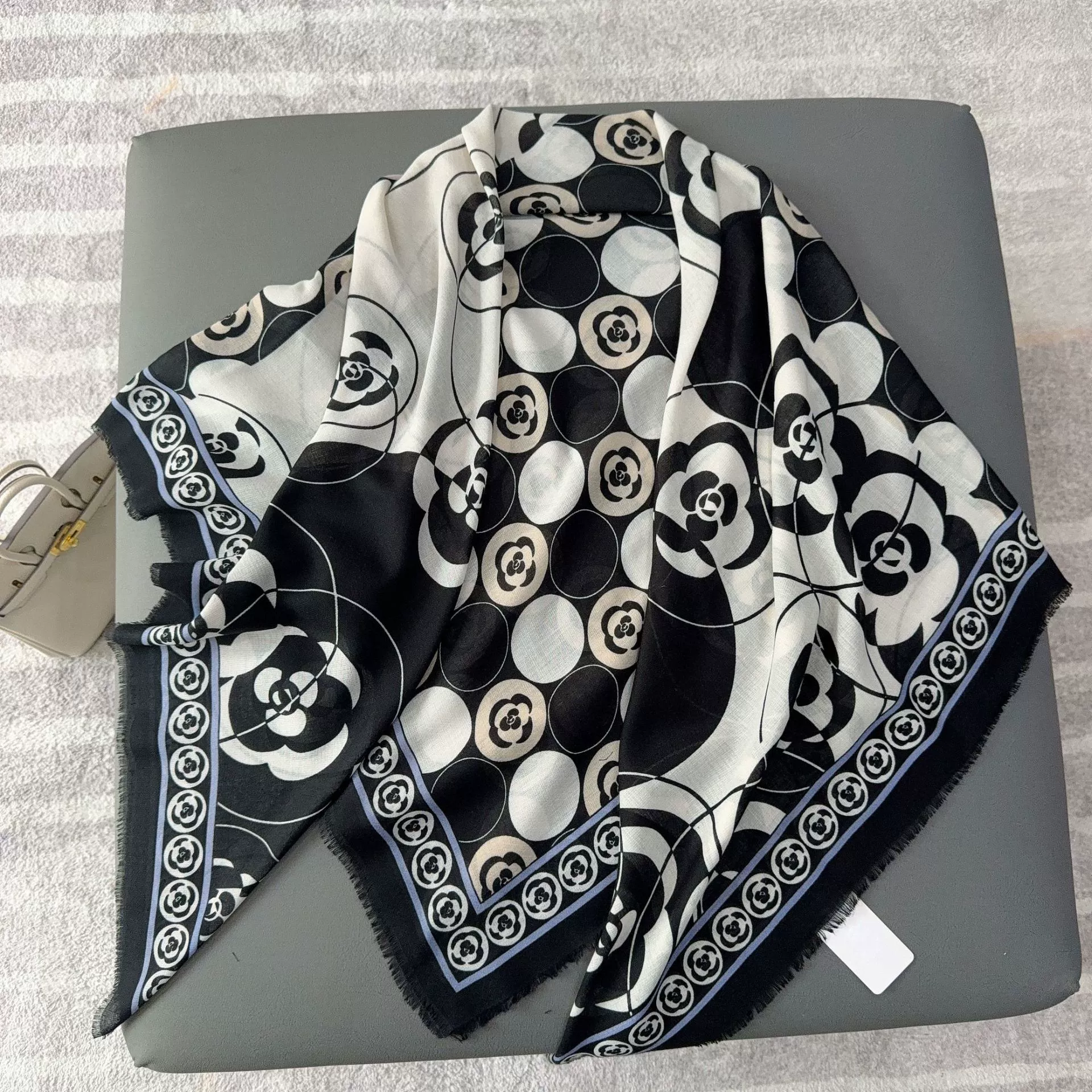 Polyester Floral Square Scarf Shawl view 4