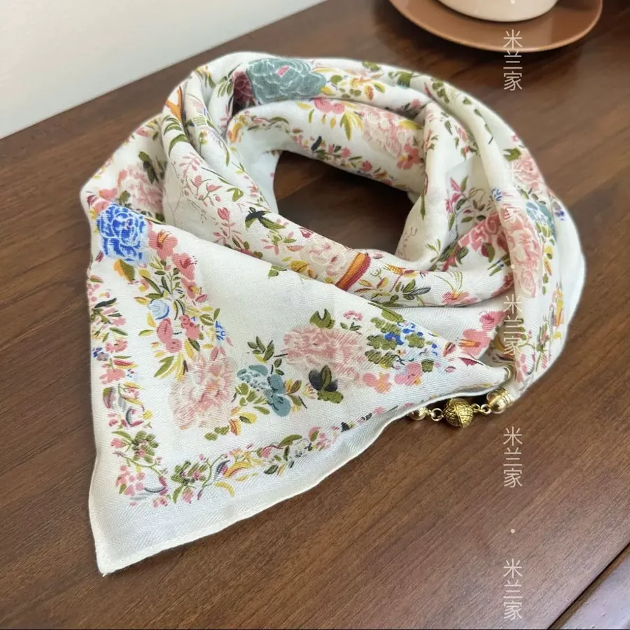 Magnetic Buckle Scarf with Gold Balls view 6