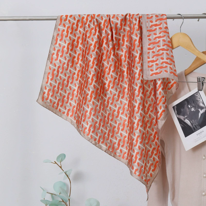 Vintage Print Square Scarf for Women view 3