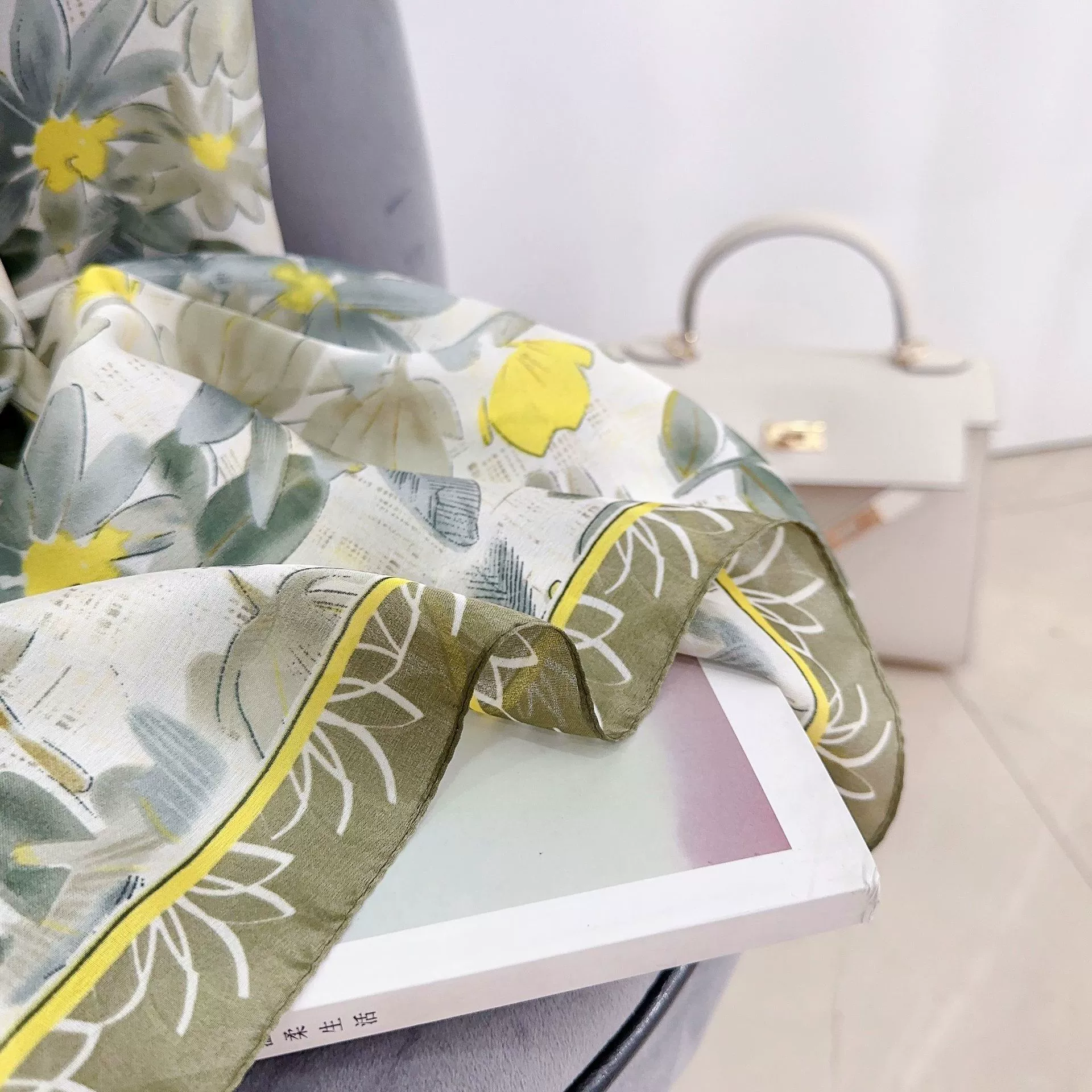Polyester Floral Print Long Scarf view 4