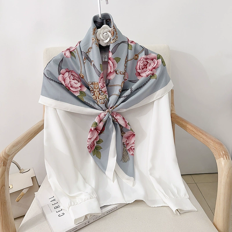 Carré 90 cm imprimé floral