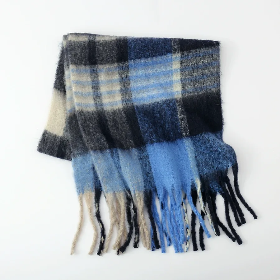 Polyester Plaid Scarf with Fringe view 4
