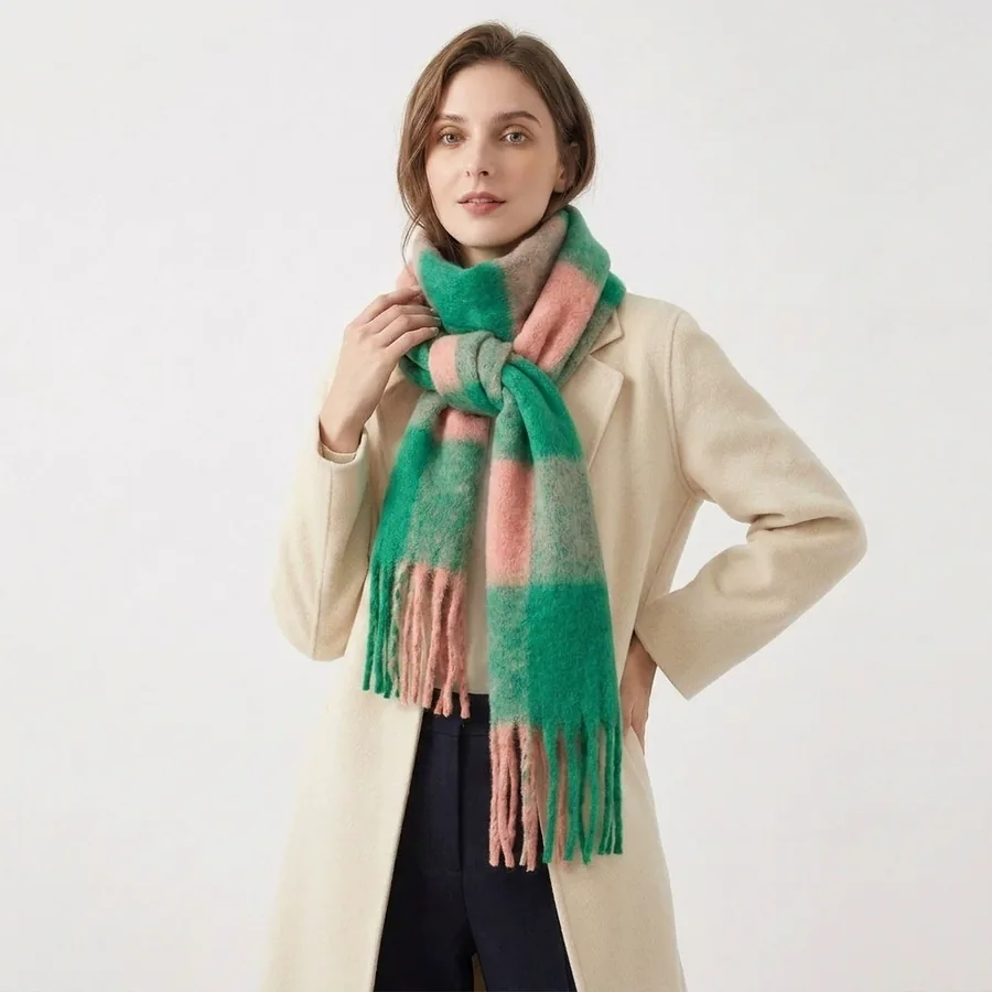 Polyester Check Scarf with Fringe view 2
