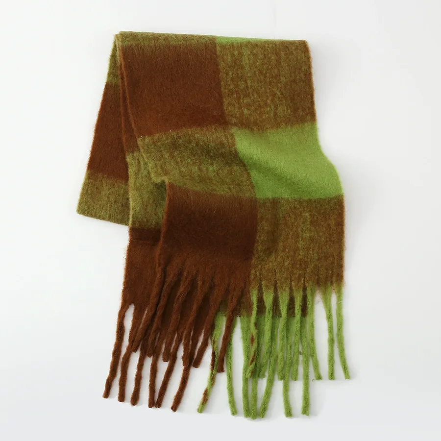 Polyester Check Scarf with Fringe view 7