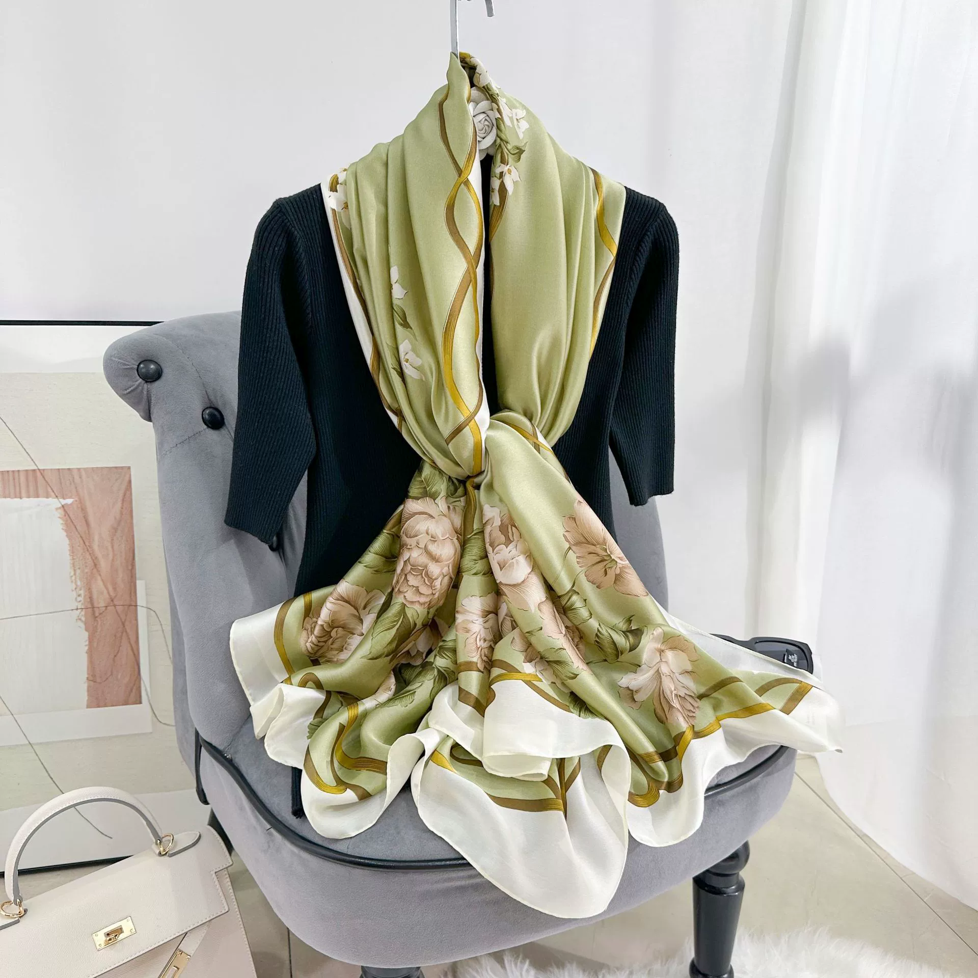 Polyester Floral Print Long Scarf view 6