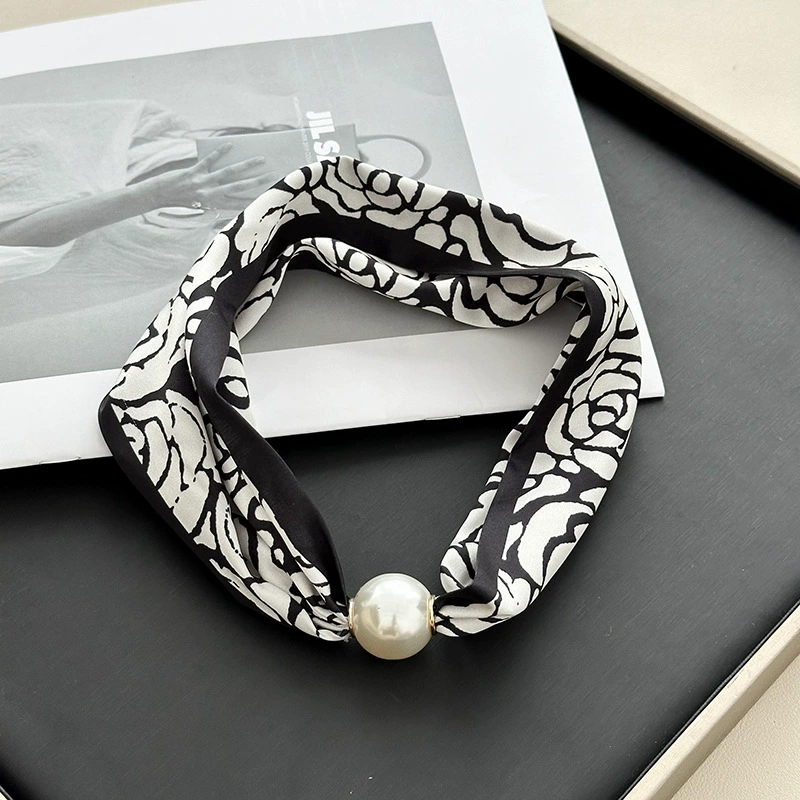 Magnetic Clasp Pearl Necklace Scarf view 12