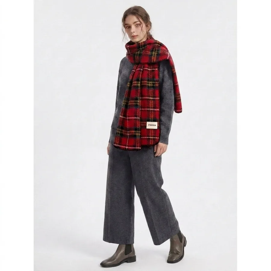 Polyester Plaid Scarf with Fringe