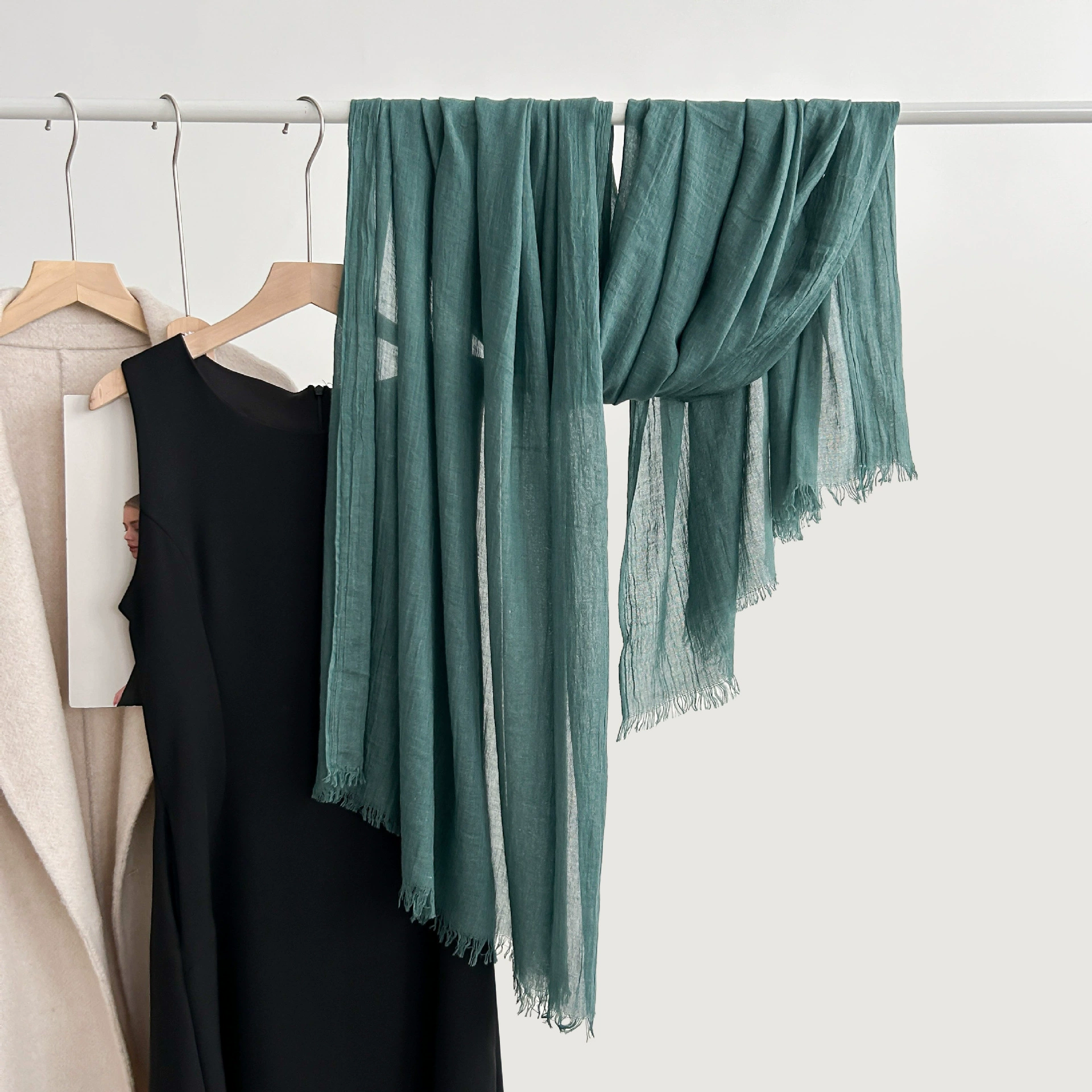 Cotton-Linen Solid Scarf view 7