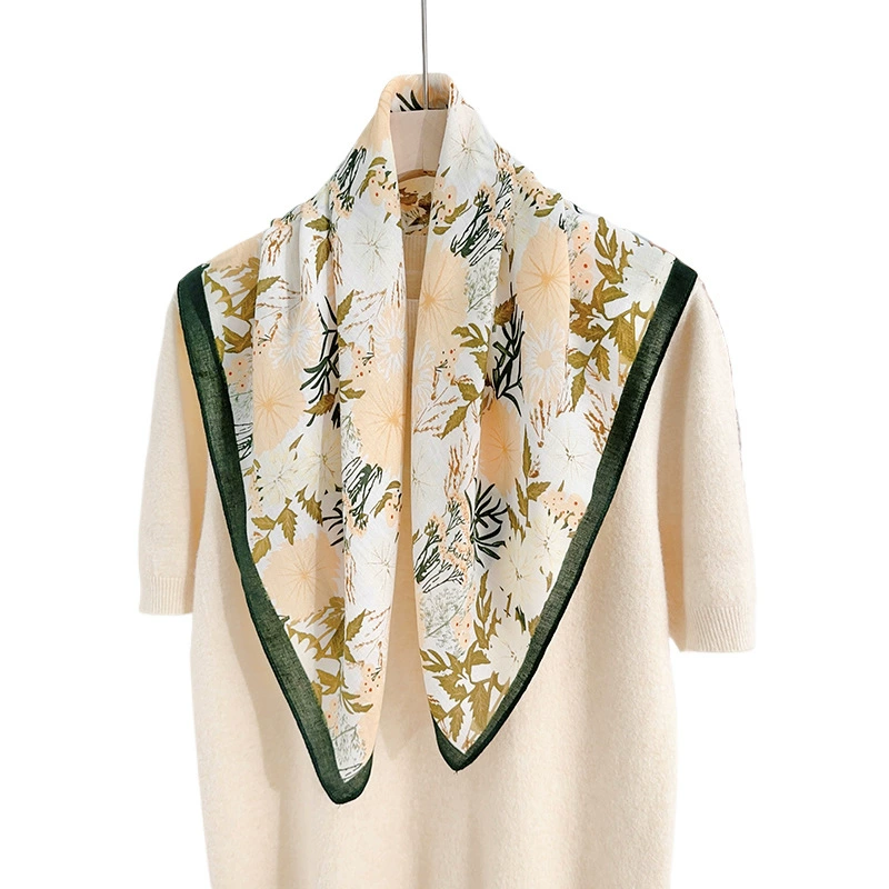 Carré chevrons floral 68 cm view 5