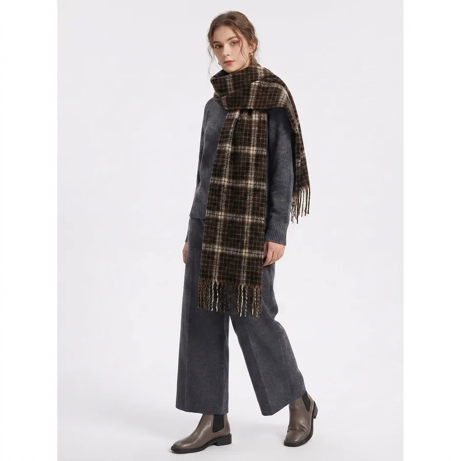 Polyester Plaid Scarf with Fringe