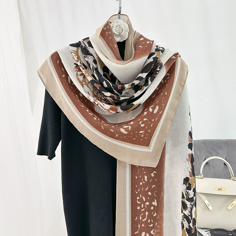 Print Shawl view 3