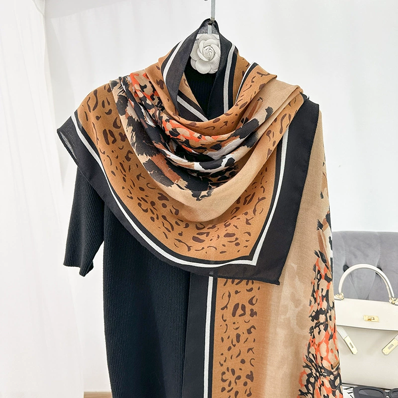 Print Shawl view 4