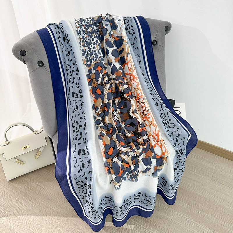 Print Shawl view 6