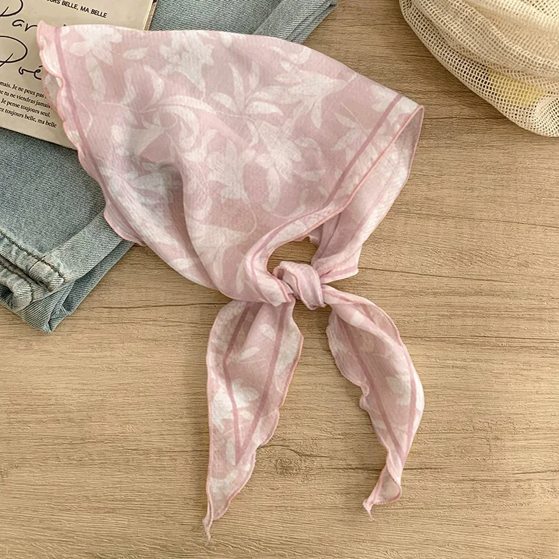 Checkered Triangle Scarf view 7