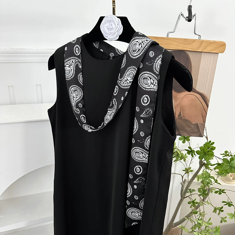 Paisley Long Silk Twilly view 2