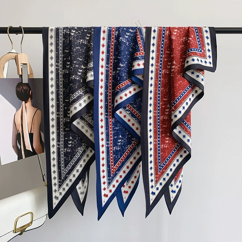 Foulard triangle imprimé denim view 3