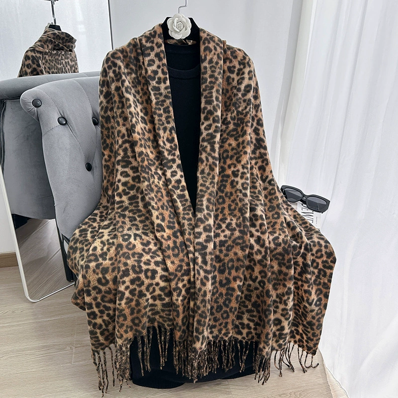 Vintage Leopard Print Scarf