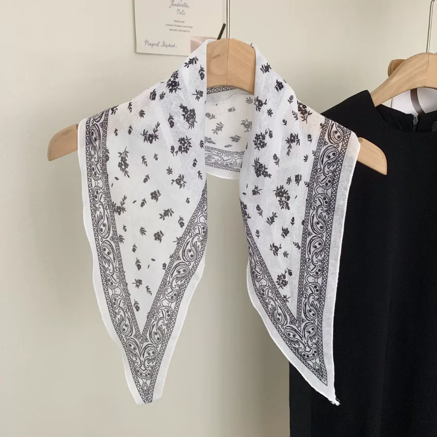Paisley Triangle Scarf view 10
