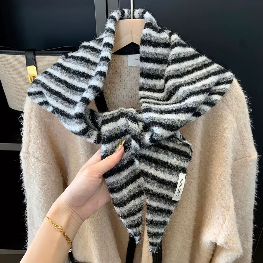 Knit Triangle Scarf