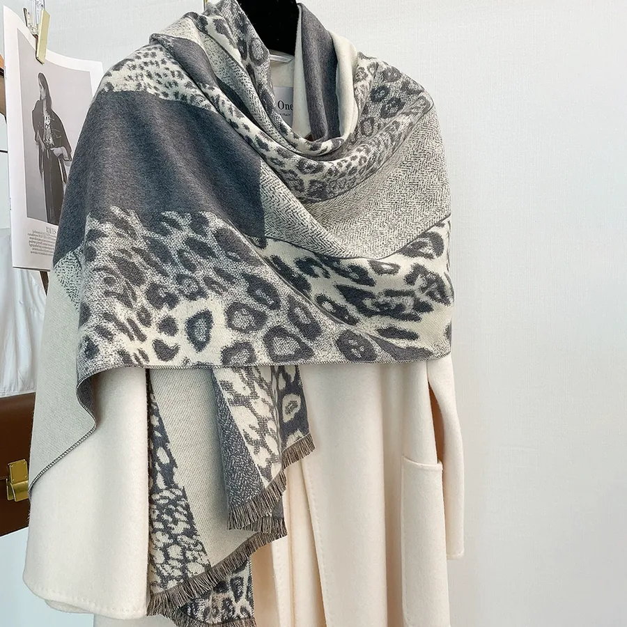 Landscape Jacquard Faux Cashmere Scarf view 11