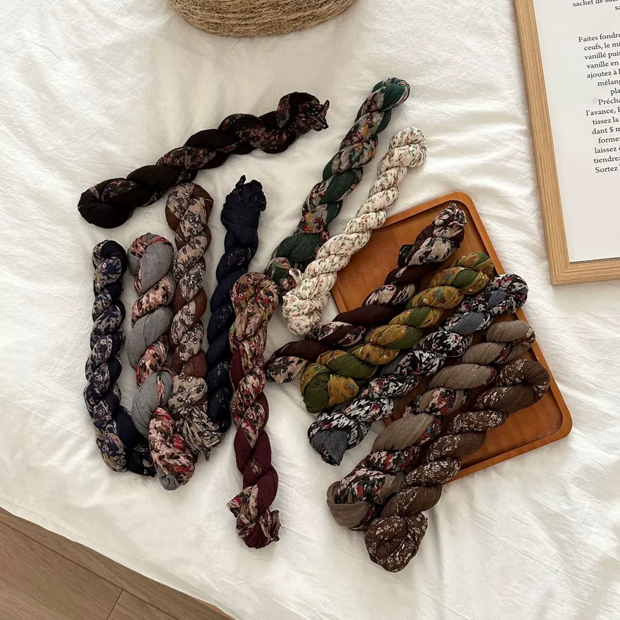 Cotton Linen Print Scarf view 4